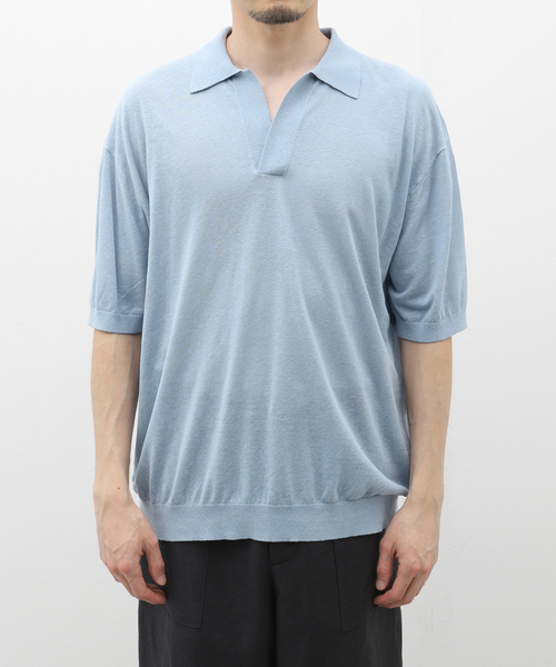 EDIFICE（エディフィス）の「【LA BOUCLE / ラブークル】シルク/リネン スキッパー（ポロシャツ・メンズ・グレー/アイボリー/サックスブルー/ブラウン/ラベンダー・2/3）」の4枚目の写真