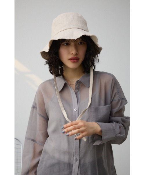 AZUL by moussy(アズールバイマウジー)の「カットオフリネンライクバケットハット(ハット・レディース・ベージュ/ブラック・FREE)」の8枚目の写真