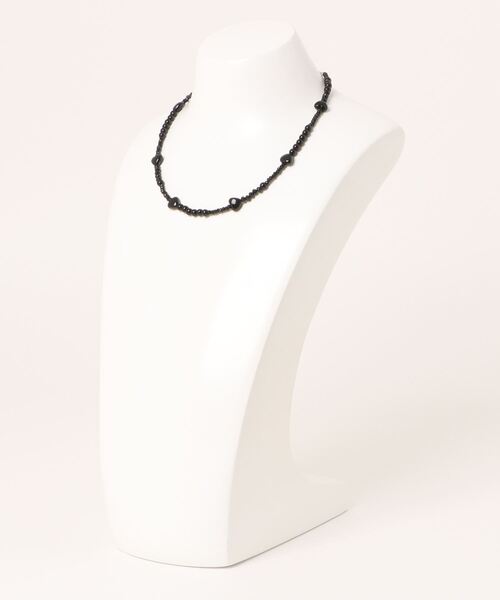 LOWRYS FARM（ローリーズファーム）の「ハートボールＭＩＸネックレス　117915（ネックレス・レディース・シルバー/ブラック・FREE）」の3枚目の写真