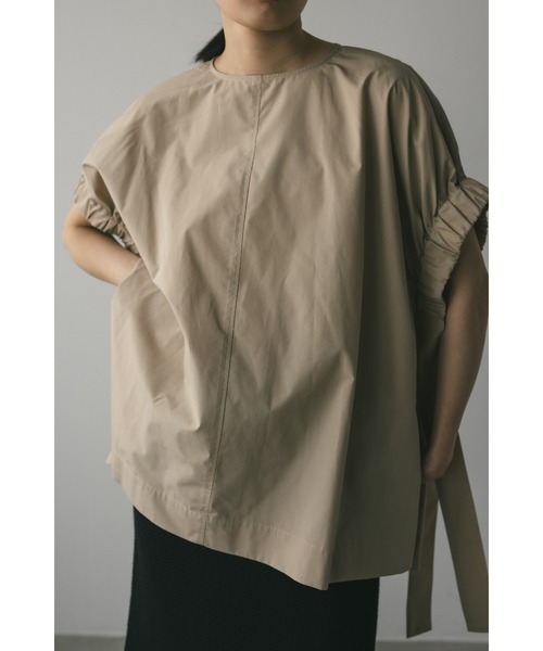 STYLEMIXER（スタイルミキサー）の「ギャザースリーブボクシーブラウス（シャツ/ブラウス・レディース・ホワイト/ベージュ/ネイビー・FREE）」の14枚目の写真