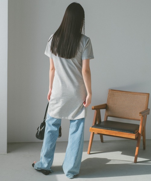 VANNIE U（ヴァニーユー）の「オーバルロゴポロシャツミニワンピース（ワンピース・レディース・グレー/ネイビー・FREE）」の3枚目の写真