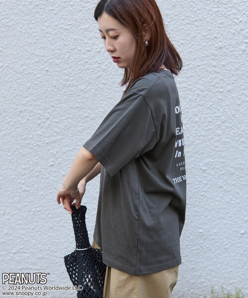 PEANUTS(ピーナッツ)の「PEANUTS(ピーナッツ)×coen プリントTシャツ(Tシャツ/カットソー・レディース・オフホワイト/ライトグレー/ダークグレー/コバルトブルー/その他1/その他2・M/L)」の12枚目の写真