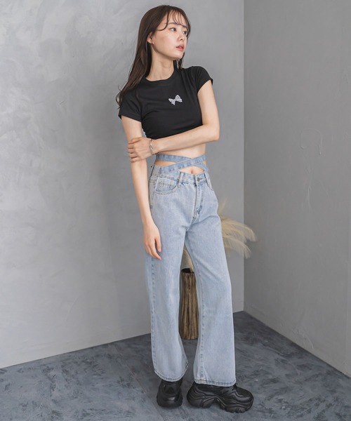 madrepadre(マドレパドレ)の「リボンハイウエストデニムパンツ(デニムパンツ・レディース・ブルー・MEDIUM/LARGE)」の8枚目の写真
