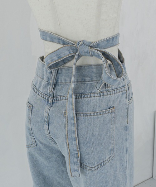 madrepadre(マドレパドレ)の「リボンハイウエストデニムパンツ(デニムパンツ・レディース・ブルー・MEDIUM/LARGE)」の12枚目の写真