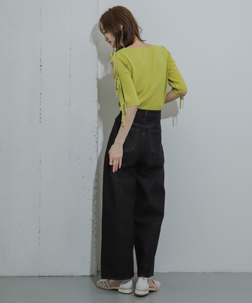 HEYUMM（ヘユム）の「リボンスリットスリーブセーター(5分袖)（ニット/セーター・レディース・ブラック/オフホワイト/チャコールグレー/イエロー・ONE）」の14枚目の写真