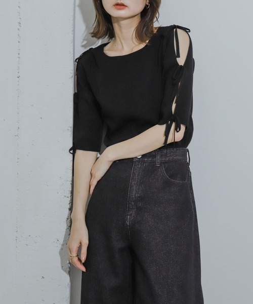 HEYUMM（ヘユム）の「リボンスリットスリーブセーター(5分袖)（ニット/セーター・レディース・ブラック/オフホワイト/チャコールグレー/イエロー・ONE）」の15枚目の写真