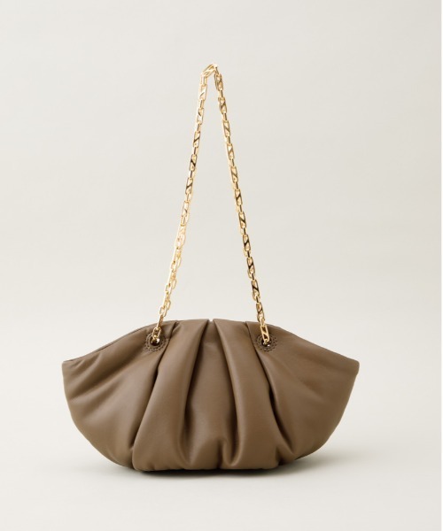 LE VERNIS(ル・ベルニ)の「LE VERNIS(ル・ベルニ) Momo mini bag(ショルダーバッグ・レディース・アイボリー/レッド/ブラウン/ブラック/ゴールド/シルバー・FREE)」の8枚目の写真