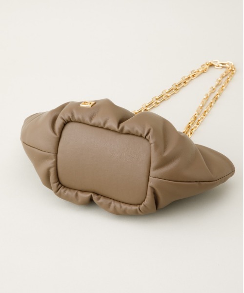 LE VERNIS(ル・ベルニ)の「LE VERNIS(ル・ベルニ) Momo mini bag(ショルダーバッグ・レディース・アイボリー/レッド/ブラウン/ブラック/ゴールド/シルバー・FREE)」の11枚目の写真