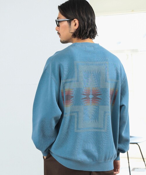 PENDLETON(ペンドルトン)の「PENDLET / 別注 ピグメント クルーネック スウェット(スウェット・メンズ・グレイッシュベージュ/グレイッシュブルー/チャコールグレー・SMALL/MEDIUM/LARGE/X-LARGE)」の3枚目の写真