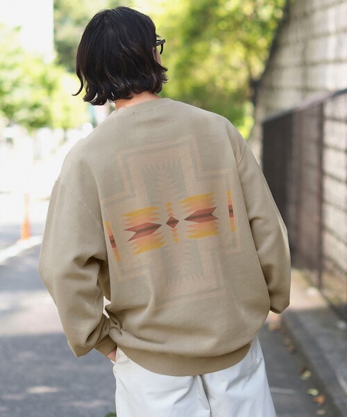 PENDLETON(ペンドルトン)の「PENDLET / 別注 ピグメント クルーネック スウェット(スウェット・メンズ・グレイッシュベージュ/グレイッシュブルー/チャコールグレー・SMALL/MEDIUM/LARGE/X-LARGE)」の13枚目の写真