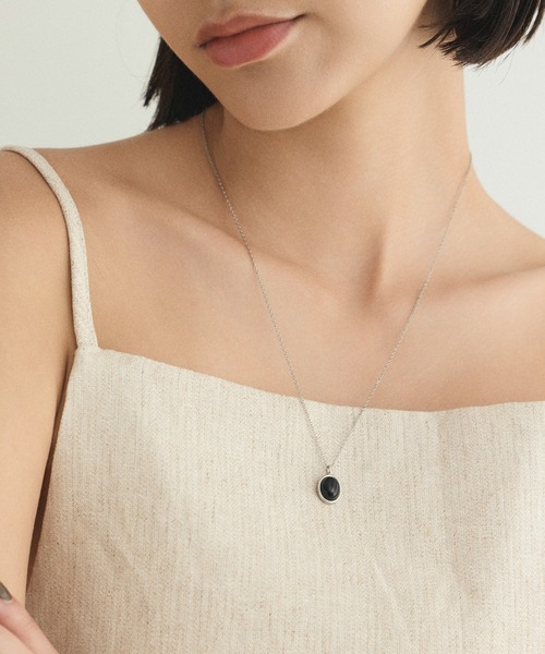 CENE（セネ）の「【CENE】セネ/ラウンドストーンネックレス（ネックレス・レディース・ブラック/ライトブルー/イエロー・FREE）」の2枚目の写真