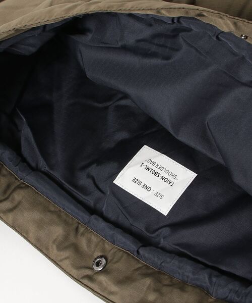 TAION(タイオン)の「【TAION】MILITARY DOWN SHOULDER BAG / ミリタリーダウンショルダーバッグ(ショルダーバッグ・メンズ・ブラック/ネイビー/ダークオリーブ・ONE SIZE)」の10枚目の写真