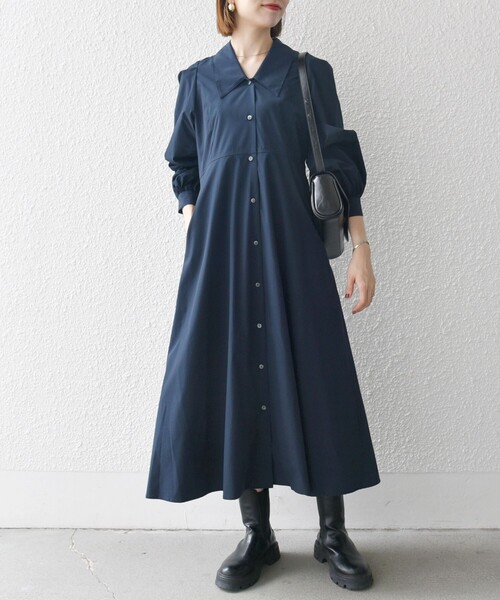 SHIPS any（シップス エニィ）の「【WEB限定】SHIPS any:〈洗濯機可能〉フラットカラー Vネック パフスリーブ ワンピース（シャツワンピース・レディース・ネイビー/ブラウン・ONE SIZE）」の17枚目の写真