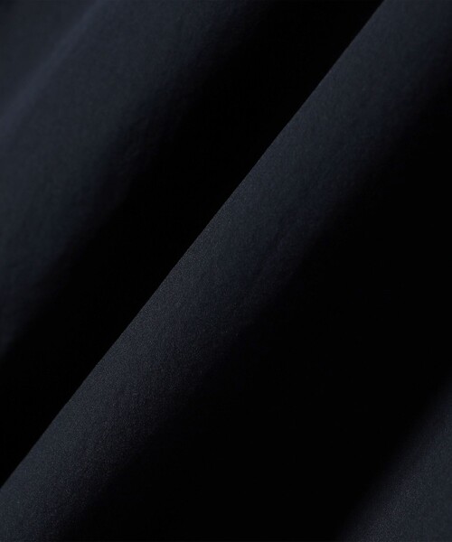 SHIPS any（シップス エニィ）の「【WEB限定】SHIPS any:〈洗濯機可能〉フラットカラー Vネック パフスリーブ ワンピース（シャツワンピース・レディース・ネイビー/ブラウン・ONE SIZE）」の21枚目の写真