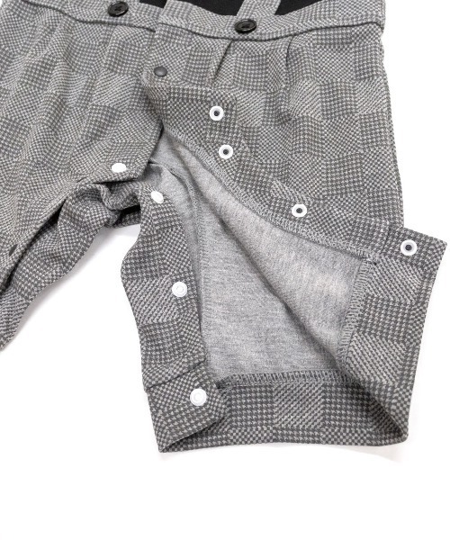 Aenak （アエナック）の「【Aenak / アエナック】フォーマル蝶ネクタイロンパース（ロンパース・キッズ・ブラック系その他/オフホワイト・80/70）」の9枚目の写真