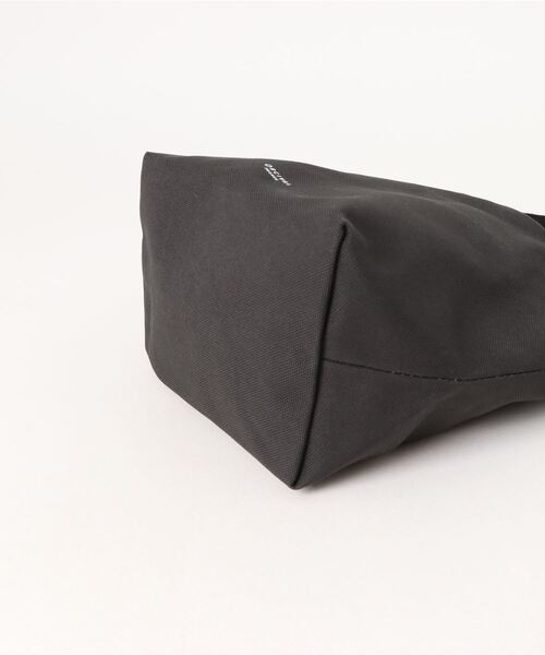 ORCIVAL（オーシバル）の「SHOULDER POUCH MEDIUM ショルダー ポーチ ミディアム（ショルダーバッグ・レディース・ブラウン/キナリ/ライトベージュ/チャコールグレー/ホワイト系・ONE SIZE）」の7枚目の写真