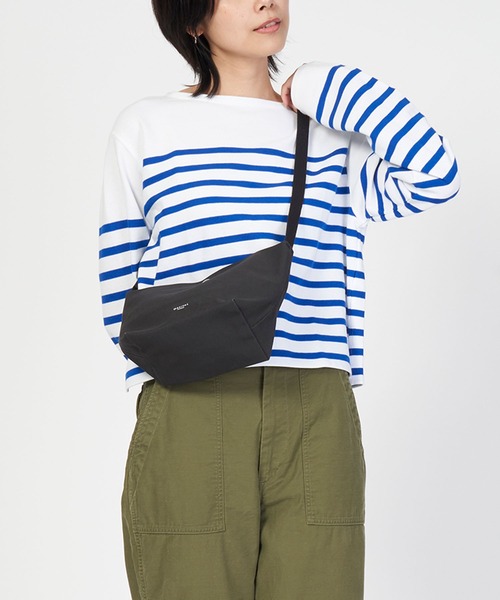 ORCIVAL（オーシバル）の「SHOULDER POUCH MEDIUM ショルダー ポーチ ミディアム（ショルダーバッグ・レディース・ブラウン/キナリ/ライトベージュ/チャコールグレー/ホワイト系・ONE SIZE）」の15枚目の写真