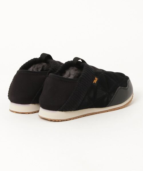 Teva(テバ)の「【IW5】【Teva】EMBER MOC SHEARLING エンバー モックシューズ(スリッポン・レディース・ブラック・US5)」の2枚目の写真
