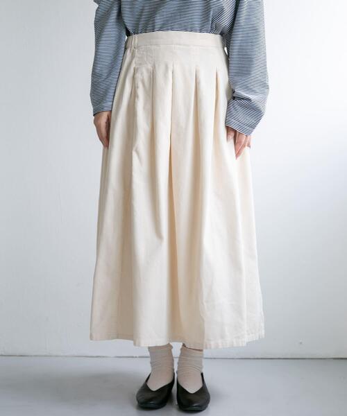 FORK&SPOON（フォークアンドスプーン）の「FORK&SPOON　コーデュロイスカート（スカート・レディース・アイボリー/チャコールグレー/モカ・1/2）」の16枚目の写真