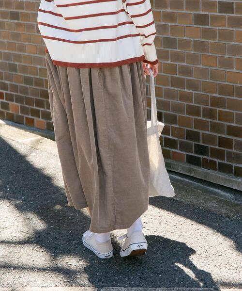 FORK&SPOON（フォークアンドスプーン）の「FORK&SPOON　コーデュロイスカート（スカート・レディース・アイボリー/チャコールグレー/モカ・1/2）」の22枚目の写真