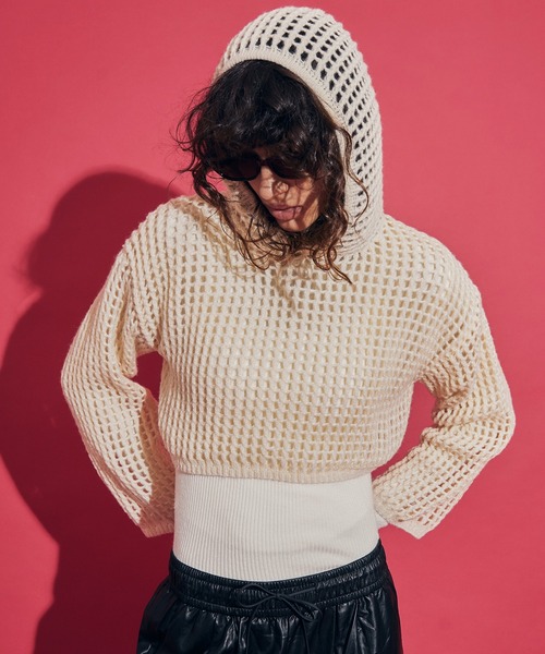 uyu.(ウユ)の「Short Mesh Knit Hoodie / ショートメッシュニットフーディー【uyu./ウユ】(パーカー・レディース・グレー/アイボリー/ブラック・FREE)」の4枚目の写真