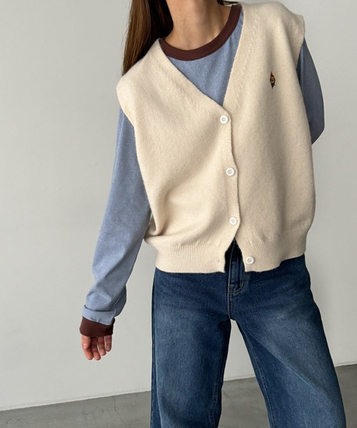 CANAL JEAN（キャナルジーン）の「El mar　ワンポイント刺繍ニットベスト（ベスト・レディース・ブラウン/アイボリー/グレー・ONE SIZE）」の10枚目の写真