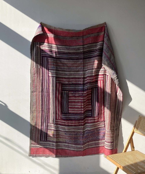 AS KNOW AS plus（アズノゥアズプラス）の「ヴィンテージ カンタキルト スローケット（ブランケット・レディース・ブルー系/グリーン系/ピンク系/ブルー系1/ピンク系1/グリーン系1/ブルー系2/ブルー系4/グリーン系2/ブルー系3/ブルー系5/ピンク系2/ピンク系3/ピンク系4・FREE）」の13枚目の写真