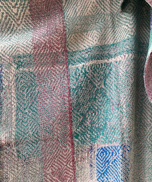 AS KNOW AS plus（アズノゥアズプラス）の「ヴィンテージ カンタキルト スローケット（ブランケット・レディース・ブルー系/グリーン系/ピンク系/ブルー系1/ピンク系1/グリーン系1/ブルー系2/ブルー系4/グリーン系2/ブルー系3/ブルー系5/ピンク系2/ピンク系3/ピンク系4・FREE）」の19枚目の写真