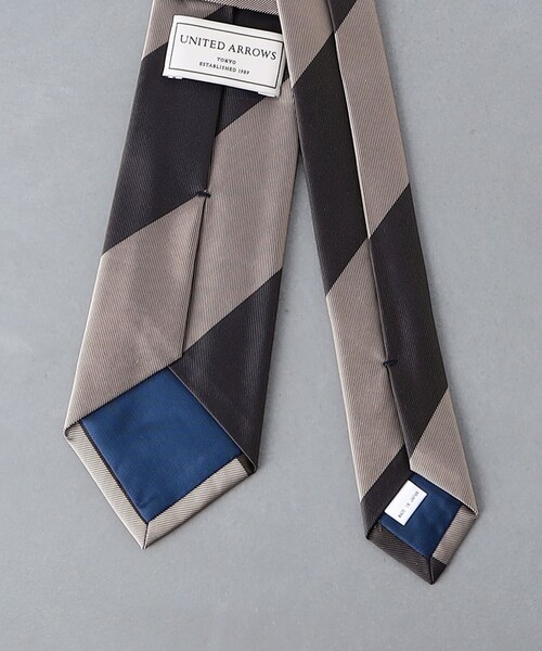 UNITED ARROWS（ユナイテッドアローズ）の「ツイル ２トーン レジメンタルネクタイ（ネクタイ・メンズ・ケリーグリーン/グレー/ベージュ・FREE）」の5枚目の写真