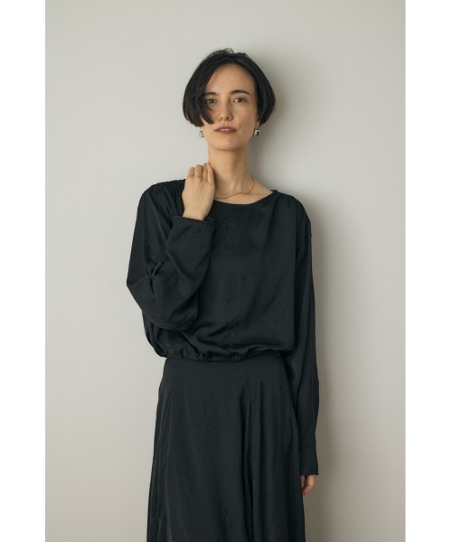 M_（エムアンダーバー）の「【セットアップ対応】花柄刺繍ブラウス リサイクルポリエステル使用（シャツ/ブラウス・レディース・アイボリー/ブラック・FREE）」の4枚目の写真