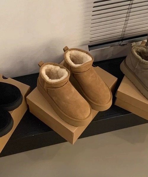 Teem Store(チームストア)の「厚底 ボアムートンショートブーツ(ブーツ・レディース・ブラウン/ブラック/カーキ・38/36/40)」の11枚目の写真