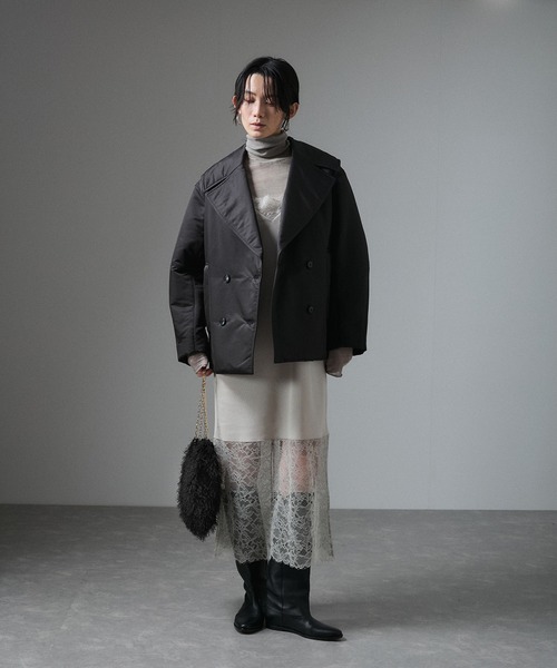 SALON adam et rope'（サロン アダム エ ロペ）の「フェザー2WAYチェーンバッグ（ハンドバッグ・レディース・ブラック/オフホワイト・FREE）」の7枚目の写真