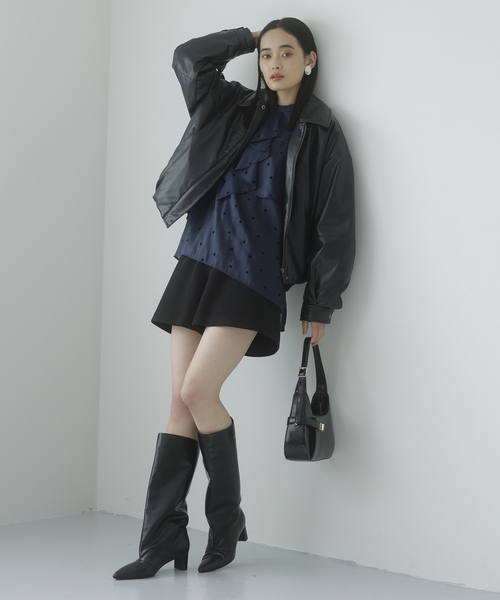 VIS（ビス）の「【洗える】フロッキードットドレープタイブラウス（シャツ/ブラウス・レディース・ネイビー/クリーム・FREE）」の5枚目の写真