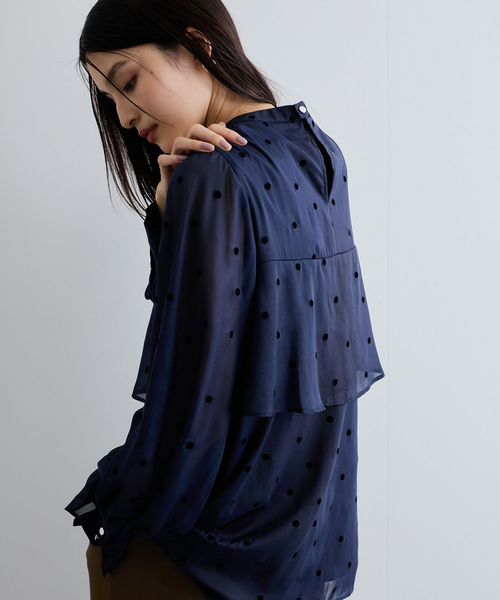 VIS（ビス）の「【洗える】フロッキードットドレープタイブラウス（シャツ/ブラウス・レディース・ネイビー/クリーム・FREE）」の22枚目の写真