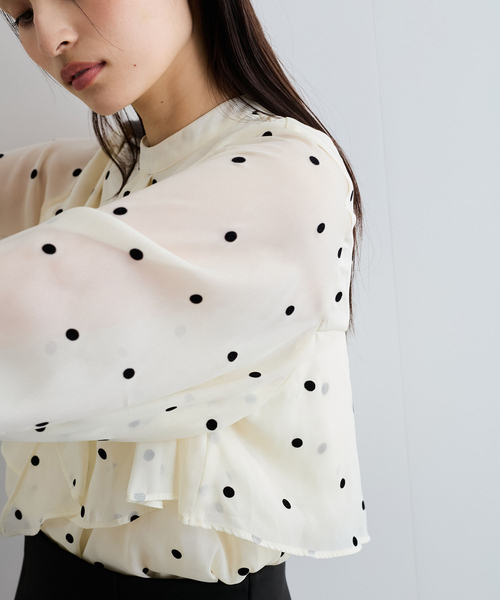 VIS（ビス）の「【洗える】フロッキードットドレープタイブラウス（シャツ/ブラウス・レディース・ネイビー/クリーム・FREE）」の20枚目の写真