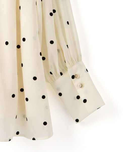 VIS（ビス）の「【洗える】フロッキードットドレープタイブラウス（シャツ/ブラウス・レディース・ネイビー/クリーム・FREE）」の13枚目の写真