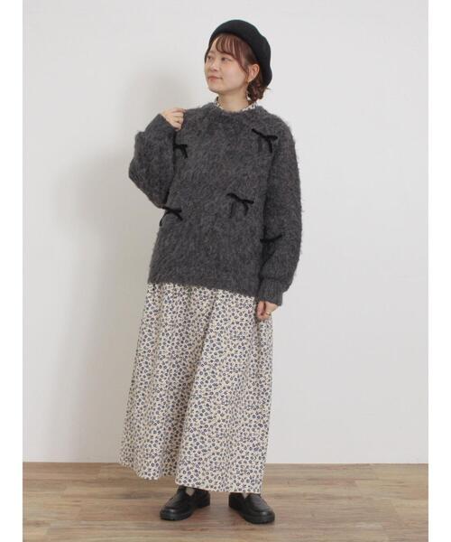 Samansa Mos2（サマンサ モスモス）の「ベロアリボン付ニット（ニット/セーター・レディース・チャコールグレー/サックスブルー/キナリ・F）」の6枚目の写真