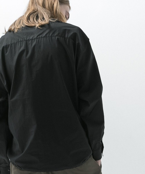 SLICK(スリック)の「【SLICK/スリック】Typewriter Drawstring Shirt / タイプライタードローストリングシャツ/オーバーサイズ シルエット / ドローコード(シャツ/ブラウス・メンズ・ブラック/スミクロ/グレイッシュベージュ・1/2/3)」の22枚目の写真