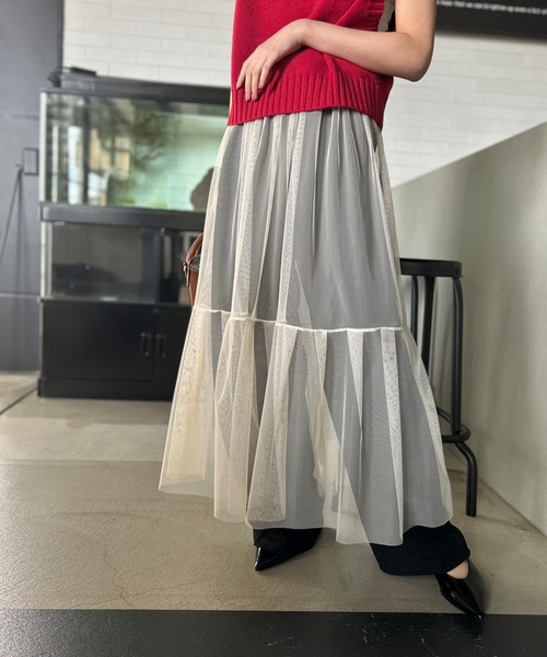 Kotoe（コトエ）の「シースルー レイヤード ティアードロングスカート（スカート・レディース・オフホワイト/グレー/レッド/ブラック・FREE）」の2枚目の写真