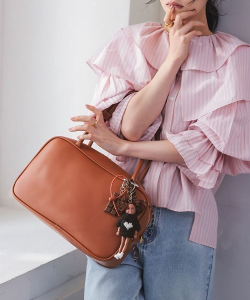 DONOBAN（ドノバン）の「スクエアボストンバッグ（ボストンバッグ・レディース・キャメル/ブラック・ONE）」の8枚目の写真