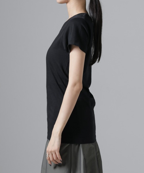 HANES(ヘインズ)の「Hanes/2P JapanFit for HER クルーネックTシャツ(Tシャツ/カットソー・レディース・プラチナム/その他1・M)」の16枚目の写真