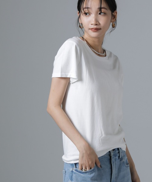 HANES(ヘインズ)の「Hanes/2P JapanFit for HER クルーネックTシャツ(Tシャツ/カットソー・レディース・プラチナム/その他1・M)」の4枚目の写真
