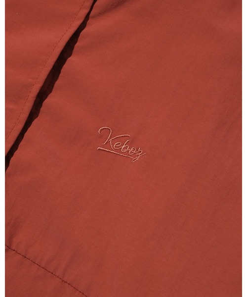 KEBOZ（ケボズ）の「NYLON ANORAK PARKA（パーカー・レディース・ブラック/レンガ・FREE）」の3枚目の写真