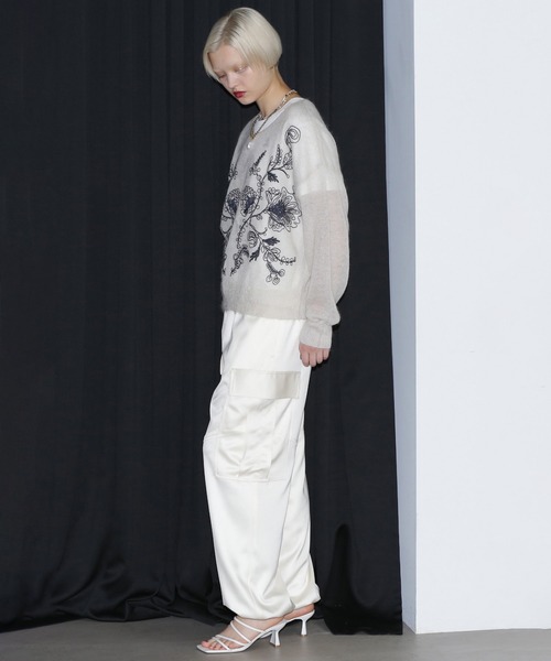 ROSE BUD（ローズバッド）の「シアーエンブロイダリーニット（ニット/セーター・レディース・ブラック・ONE SIZE）」の10枚目の写真