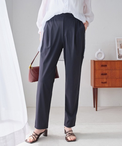 Viola e Viola(ヴィオラエヴィオラ)の「さらテロ楽ちんスティックパンツ(レギュラー丈)(その他パンツ・レディース・ブラック/カーキ/ネイビー/ダークブルー・M/L/3L/LL/4L/5L)」の11枚目の写真