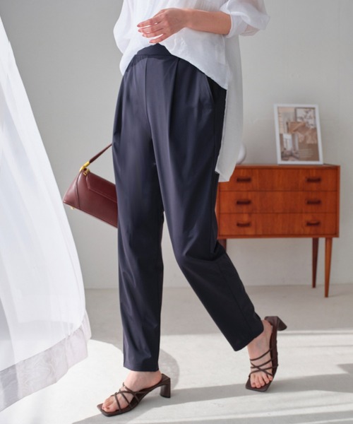 Viola e Viola(ヴィオラエヴィオラ)の「さらテロ楽ちんスティックパンツ(レギュラー丈)(その他パンツ・レディース・ブラック/カーキ/ネイビー/ダークブルー・M/L/3L/LL/4L/5L)」の13枚目の写真