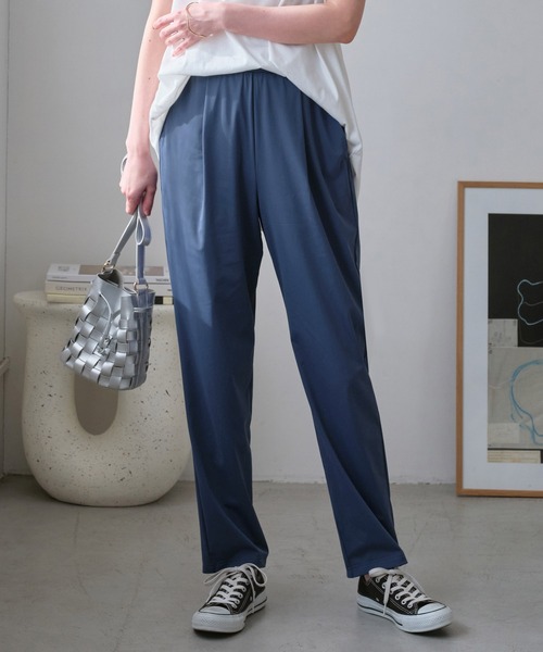 Viola e Viola(ヴィオラエヴィオラ)の「さらテロ楽ちんスティックパンツ(レギュラー丈)(その他パンツ・レディース・ブラック/カーキ/ネイビー/ダークブルー・M/L/3L/LL/4L/5L)」の10枚目の写真