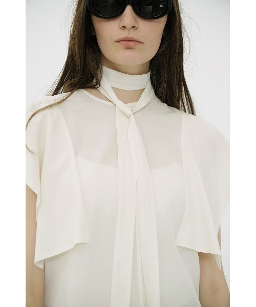 CLANE(クラネ)の「CLANE/クラネ/SQUARE SLEEVE BLOUSE(シャツ/ブラウス・レディース・ブラック/ブルー/ホワイト・1)」の7枚目の写真