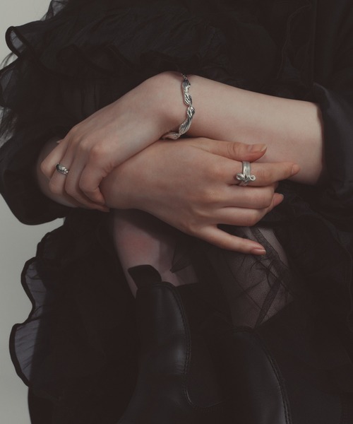 whoseA（フーシー）の「【silver925】UndulationRing/アンジュレーションリング（リング・レディース・シルバー・11号/13号/17号）」の4枚目の写真