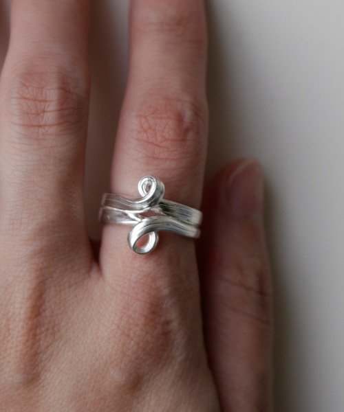 whoseA（フーシー）の「【silver925】UndulationRing/アンジュレーションリング（リング・レディース・シルバー・11号/13号/17号）」の6枚目の写真